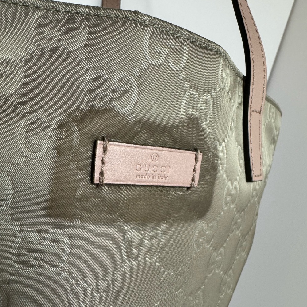#125 Gucci GG Monogram Satchel Tote Bag - Nylon w/ Leather Accents - Picture 3 of 17